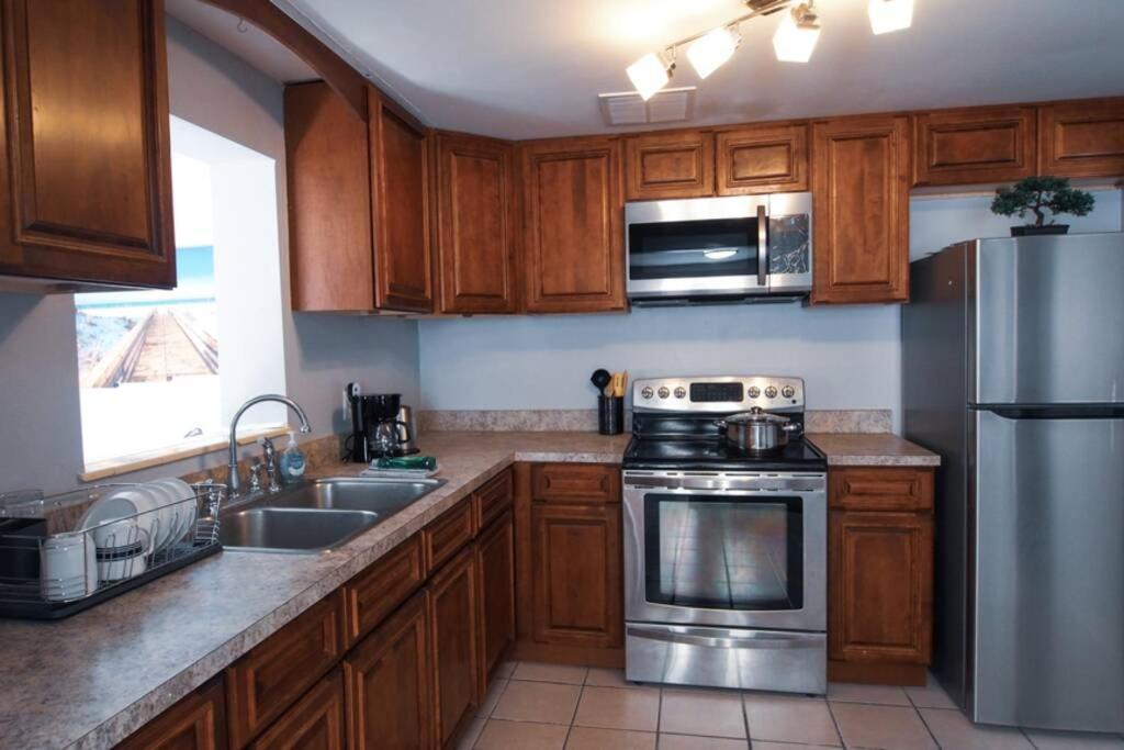 Spacious Family-Sized Home In Central Location جاكسونفيل المظهر الخارجي الصورة